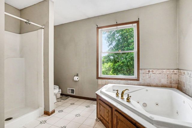3250 Arbor Lane, Manlius Twp, MI 49419
