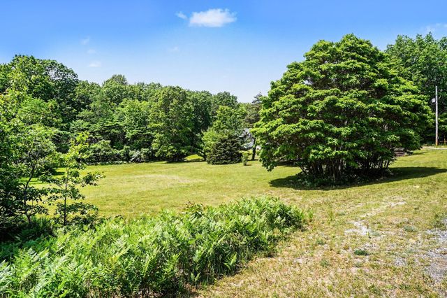 3250 Arbor Lane, Manlius Twp, MI 49419