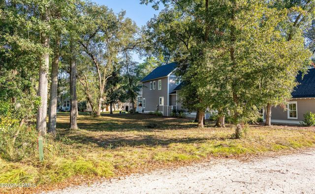 28 Sweet Olive Drive, Beaufort, SC 29907