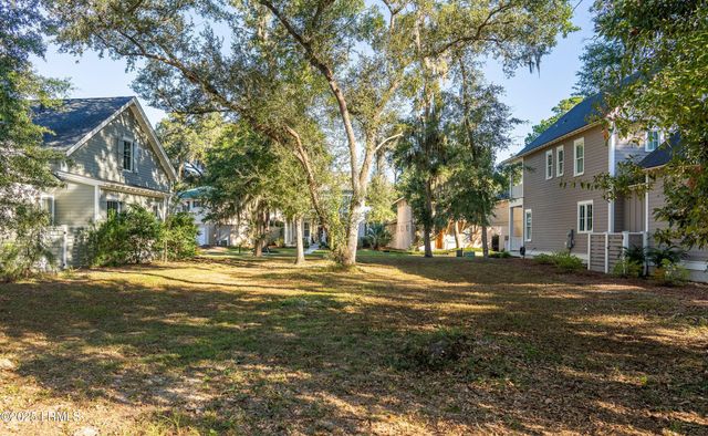 28 Sweet Olive Drive, Beaufort, SC 29907
