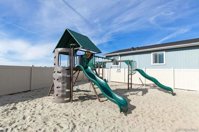 15935 Spring Oaks Road 98, El Cajon, CA 92021