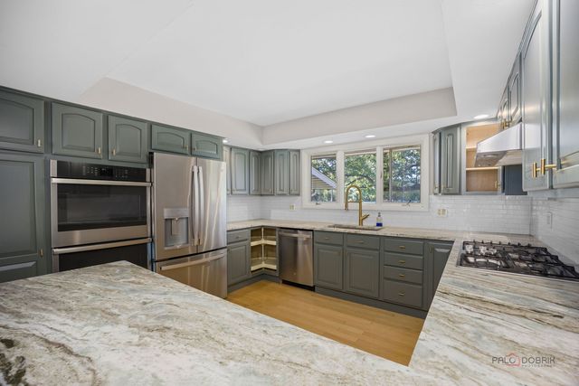 32841 N Fish Lake Road, Round Lake, IL 60073