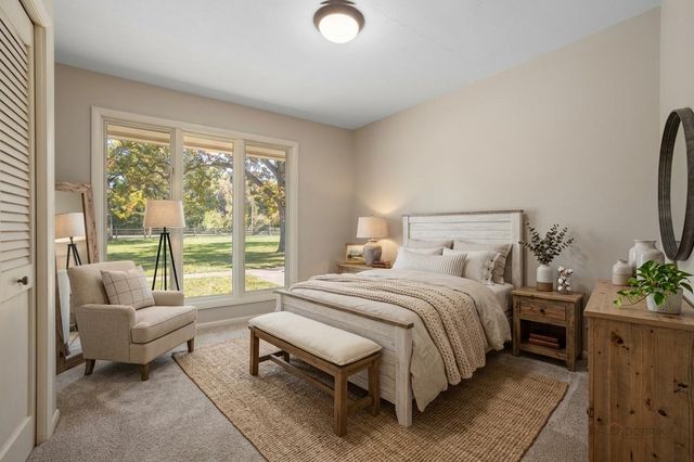 32841 N Fish Lake Road, Round Lake, IL 60073