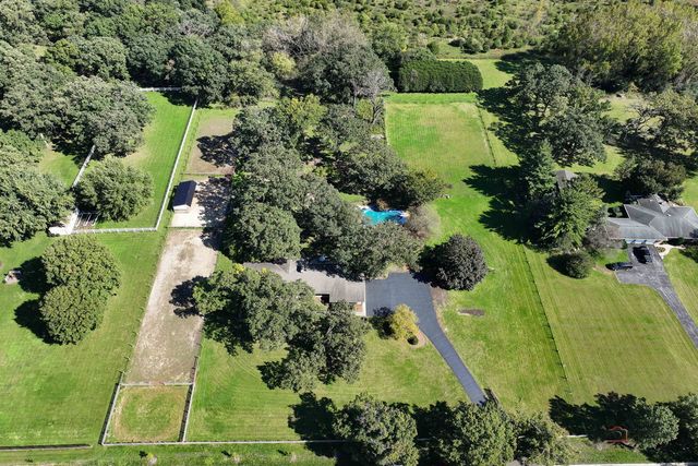 32841 N Fish Lake Road, Round Lake, IL 60073