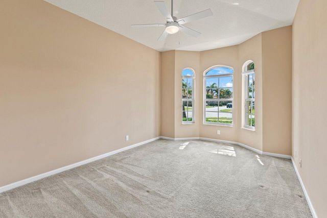 8026 Canary Island Way, Boynton Beach, FL 33436
