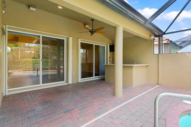 8026 Canary Island Way, Boynton Beach, FL 33436