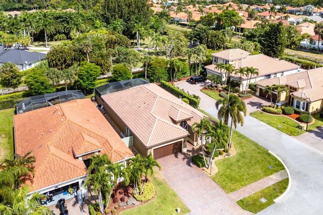 8026 Canary Island Way, Boynton Beach, FL 33436