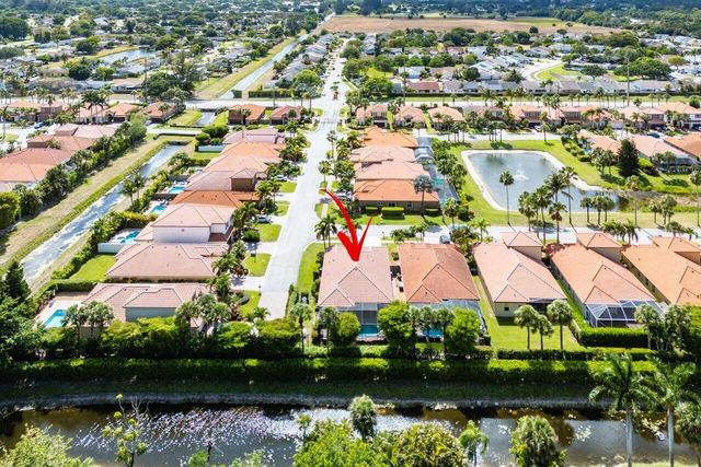 8026 Canary Island Way, Boynton Beach, FL 33436
