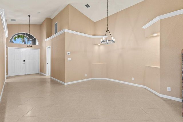 8026 Canary Island Way, Boynton Beach, FL 33436