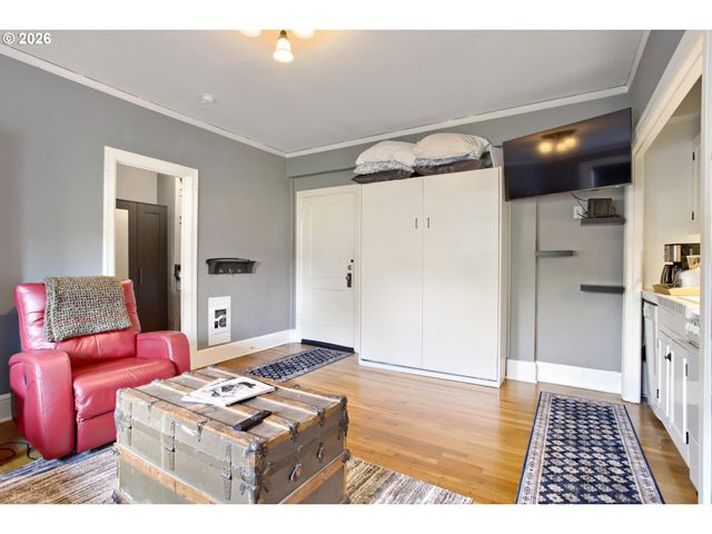 20 Nw 16TH Ave, Portland, OR 97209
