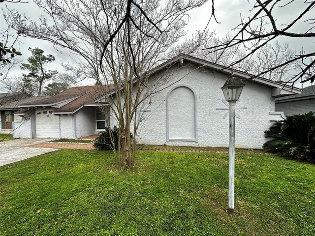 7718 Mosewood Street, Houston, TX 77040