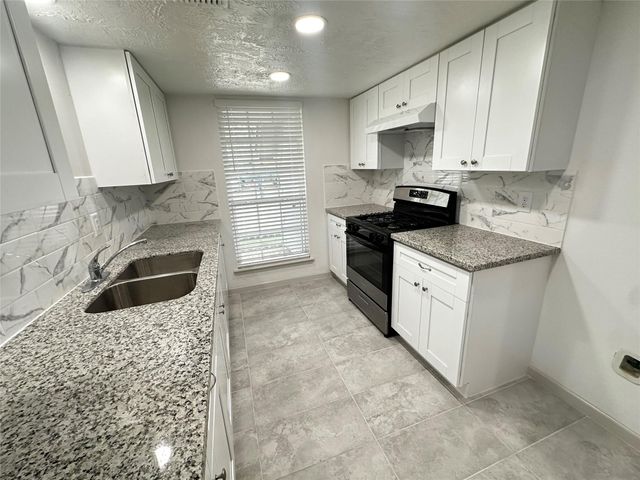 7718 Mosewood Street, Houston, TX 77040