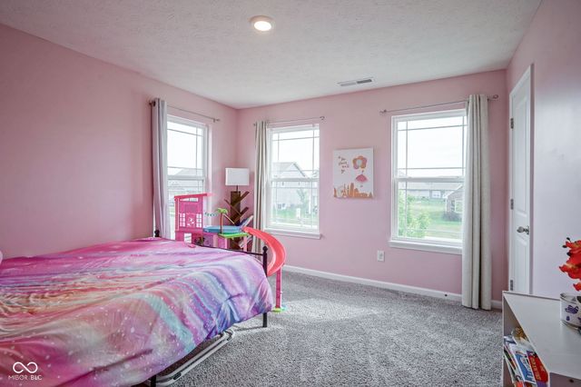 6810 Birmingham Avenue, Mccordsville, IN 46055