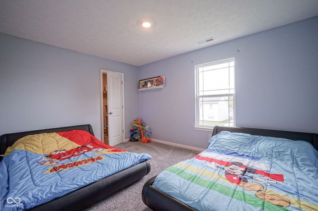 6810 Birmingham Avenue, Mccordsville, IN 46055