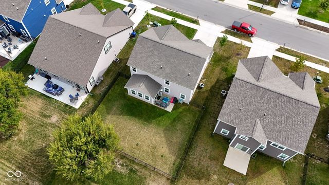 6810 Birmingham Avenue, Mccordsville, IN 46055