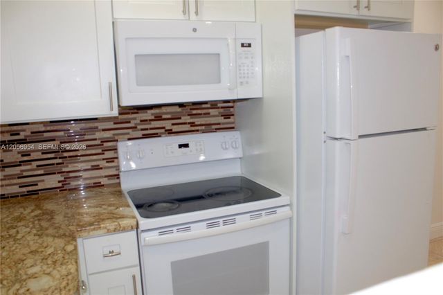 8736 SW 145th Street 8736, Palmetto Bay, FL 33176