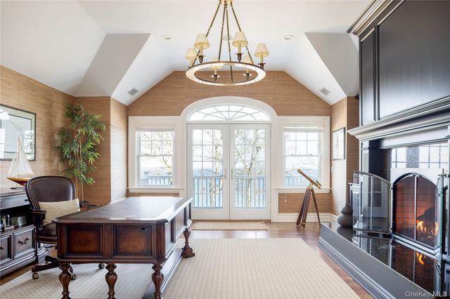 3745 Nassau Point Road, Cutchogue, NY 11935