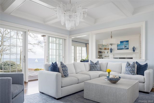 3745 Nassau Point Road, Cutchogue, NY 11935