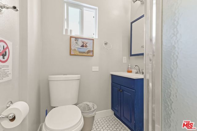 1807 N Van Ness Avenue, Los Angeles, CA 90028