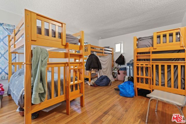 1807 N Van Ness Avenue, Los Angeles, CA 90028