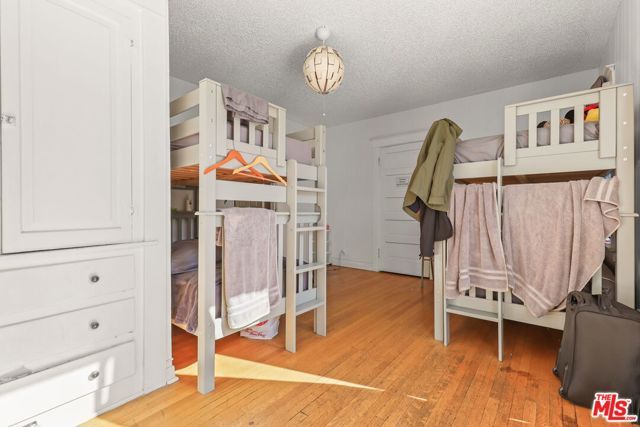 1807 N Van Ness Avenue, Los Angeles, CA 90028