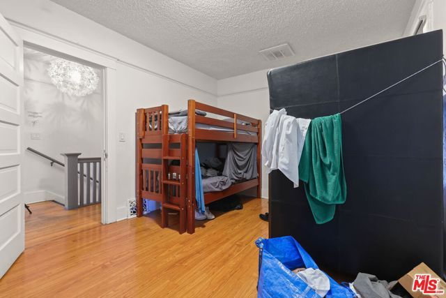 1807 N Van Ness Avenue, Los Angeles, CA 90028