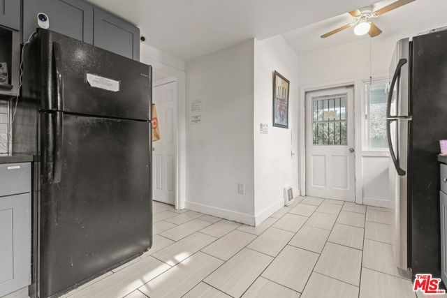 1807 N Van Ness Avenue, Los Angeles, CA 90028