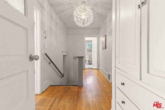 1807 N Van Ness Avenue, Los Angeles, CA 90028