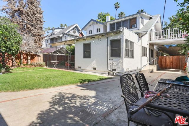 1807 N Van Ness Avenue, Los Angeles, CA 90028