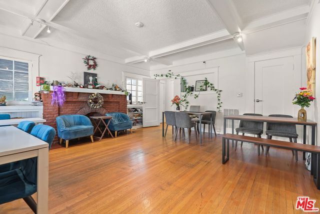 1807 N Van Ness Avenue, Los Angeles, CA 90028