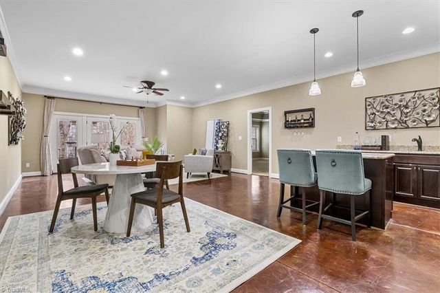 4052 Ridgeline Drive, Kernersville, NC 27284