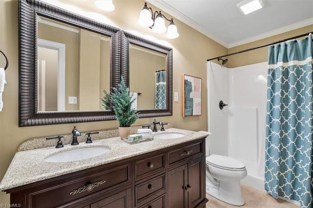 4052 Ridgeline Drive, Kernersville, NC 27284