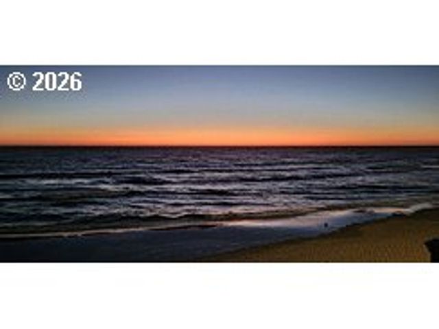 241 Sw EBB Ave, Lincoln City, OR 97367