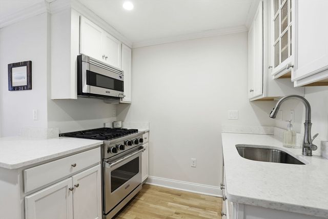 25 Howland St 2, Plymouth, MA 02360