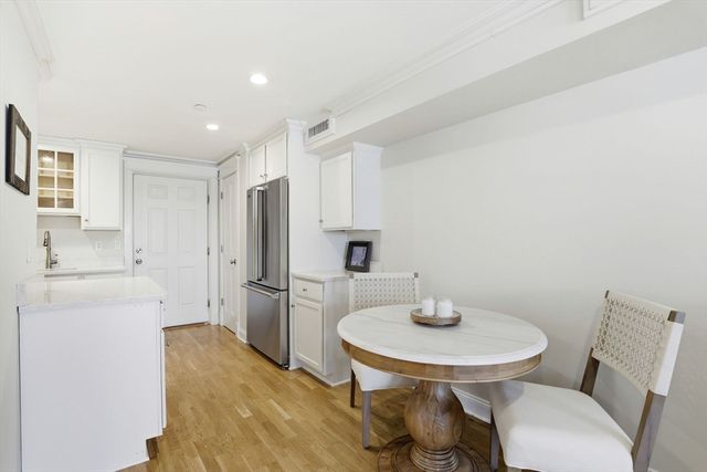 25 Howland St 2, Plymouth, MA 02360