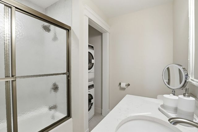 25 Howland St 2, Plymouth, MA 02360