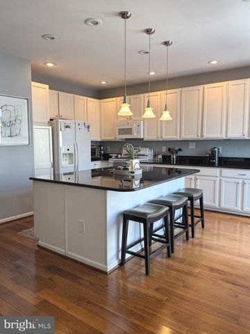 20554 BANBURY SQ, Sterling, VA 20165