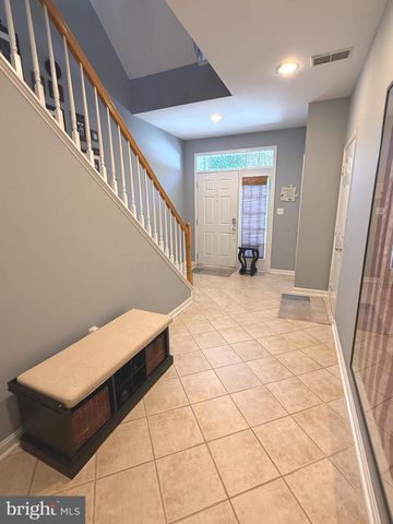 20554 BANBURY SQ, Sterling, VA 20165