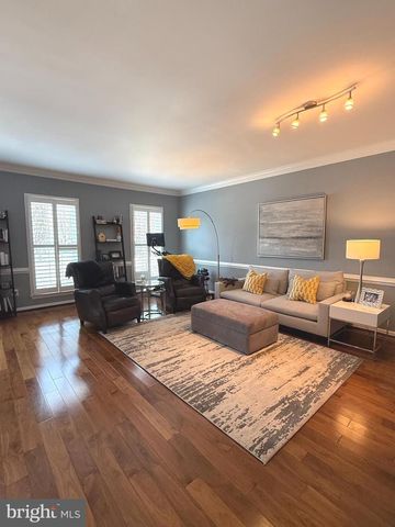 20554 BANBURY SQ, Sterling, VA 20165