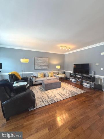 20554 BANBURY SQ, Sterling, VA 20165