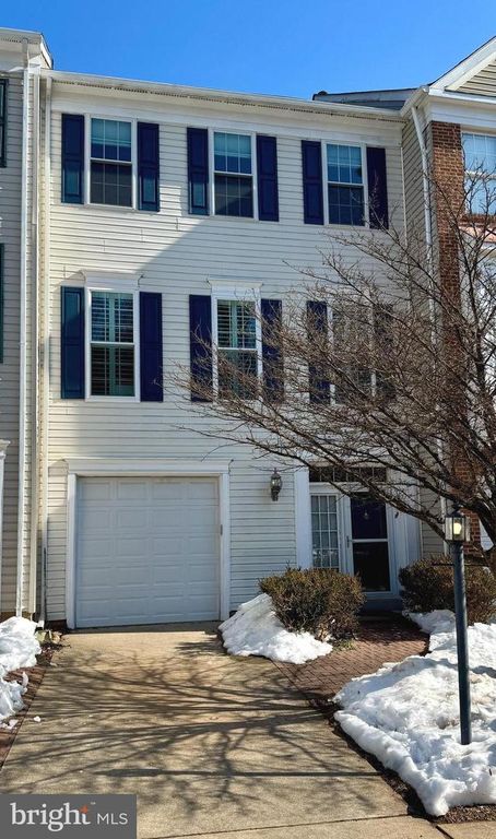 20554 BANBURY SQ, Sterling, VA 20165