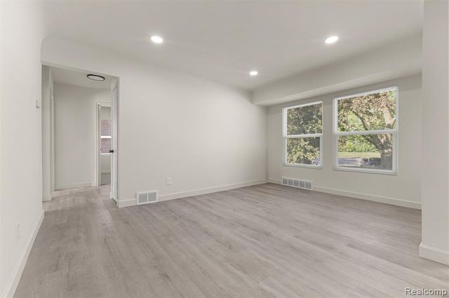 19320 Telegraph Road, Detroit, MI 48219