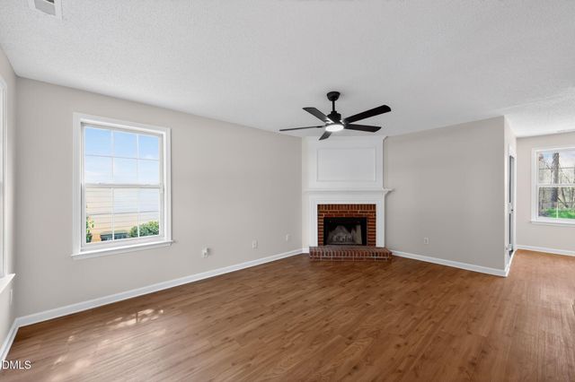 604 Crossview Lane, Durham, NC 27703