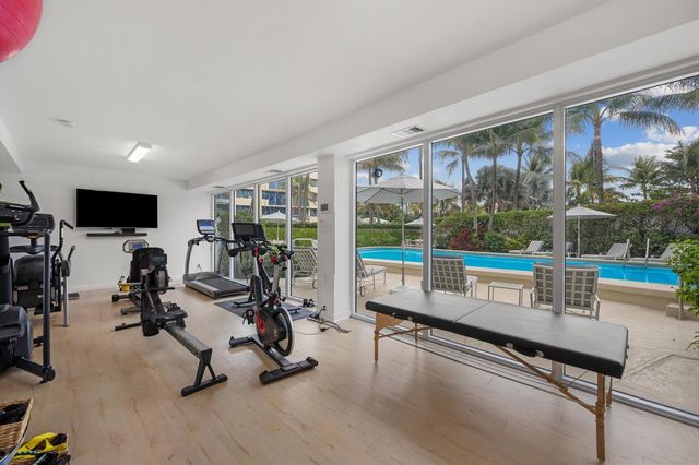 300 S Ocean Boulevard 4f, Palm Beach, FL 33480