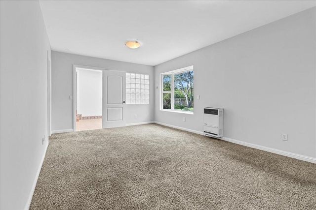 860 Sunset Drive, Pacific Grove, CA 93950