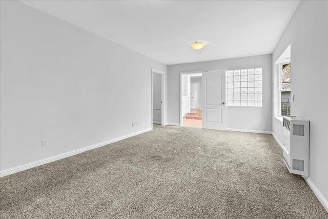 860 Sunset Drive, Pacific Grove, CA 93950