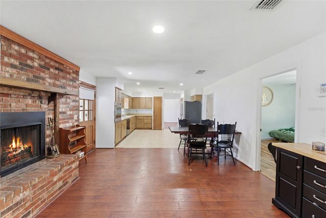 6107 SE ARTHUR ROAD, Belleview, FL 34420