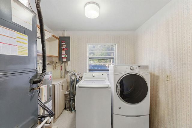 6107 SE ARTHUR ROAD, Belleview, FL 34420