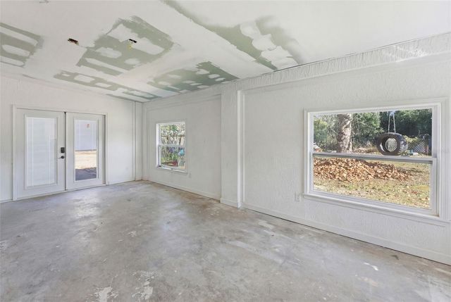 6107 SE ARTHUR ROAD, Belleview, FL 34420