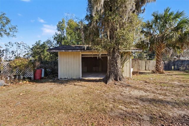 6107 SE ARTHUR ROAD, Belleview, FL 34420